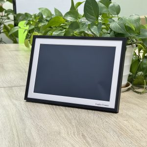 Euphro Frames - 10.1'' Digital Picture Frame with 32GB Storage